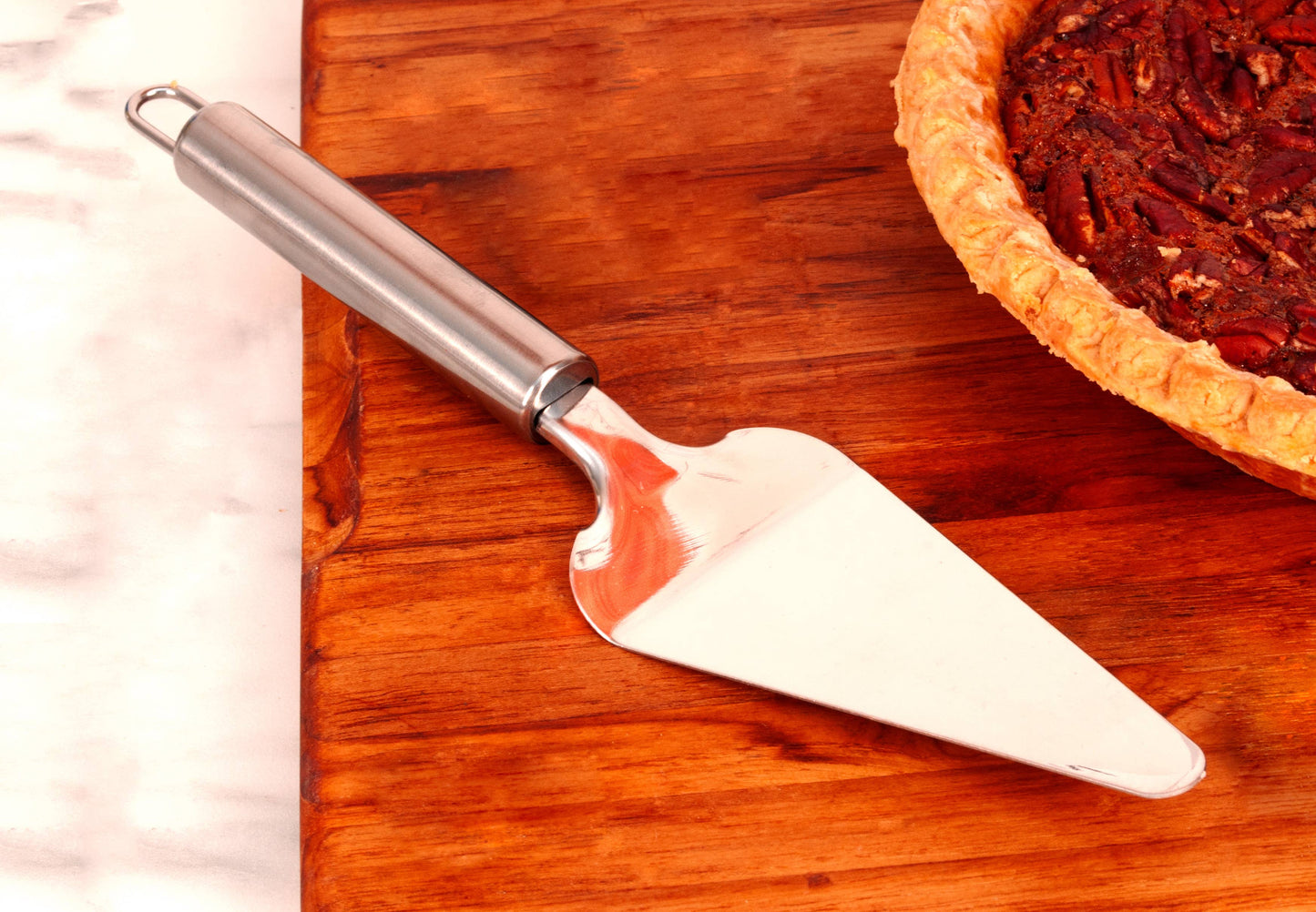 Cake Server with Loop
