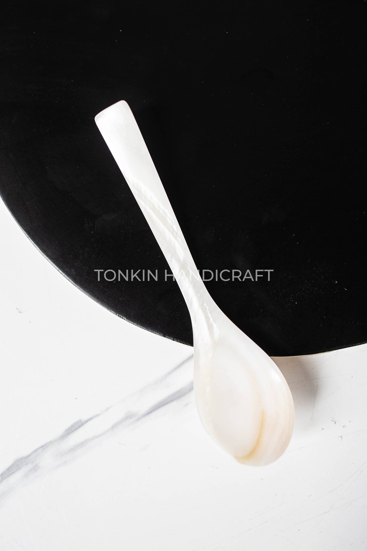 Chii Hong Mother of Pearl Spoon