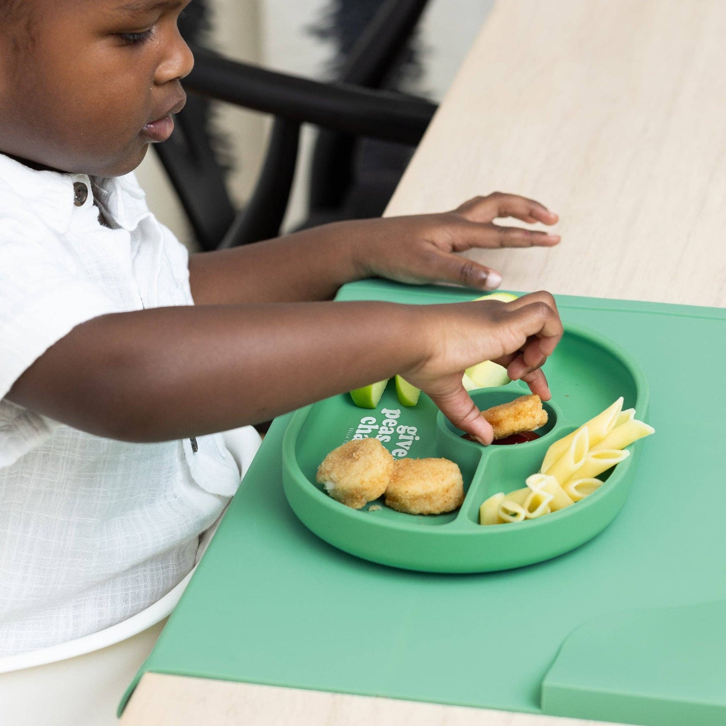 Bella Tunno Give Peas a Chance Wonder Plate
