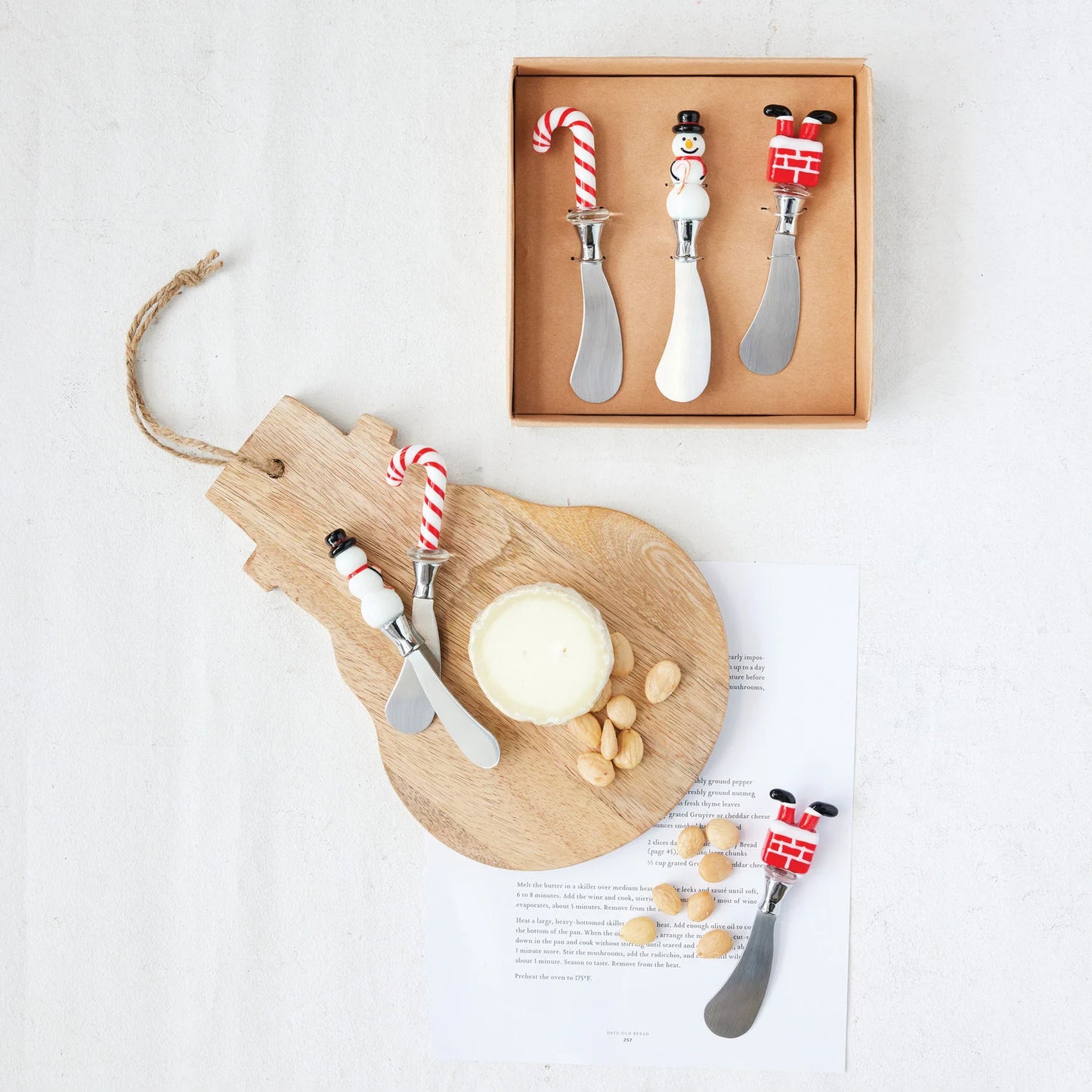 Canape Knives with Glass Holiday Icon Handle, Set of 3