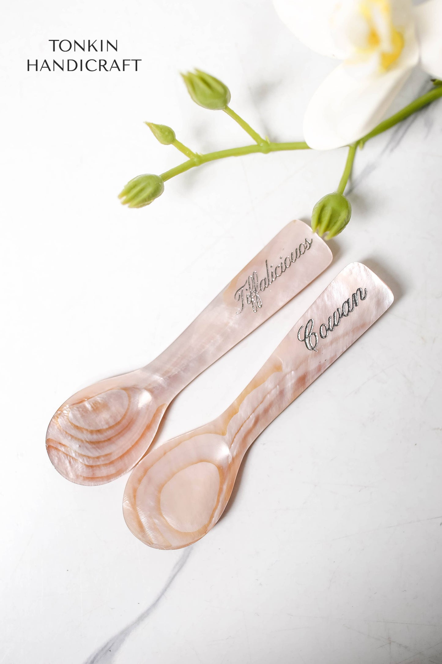 Tin Hong Mother of Pearl Spoon, 3.5”