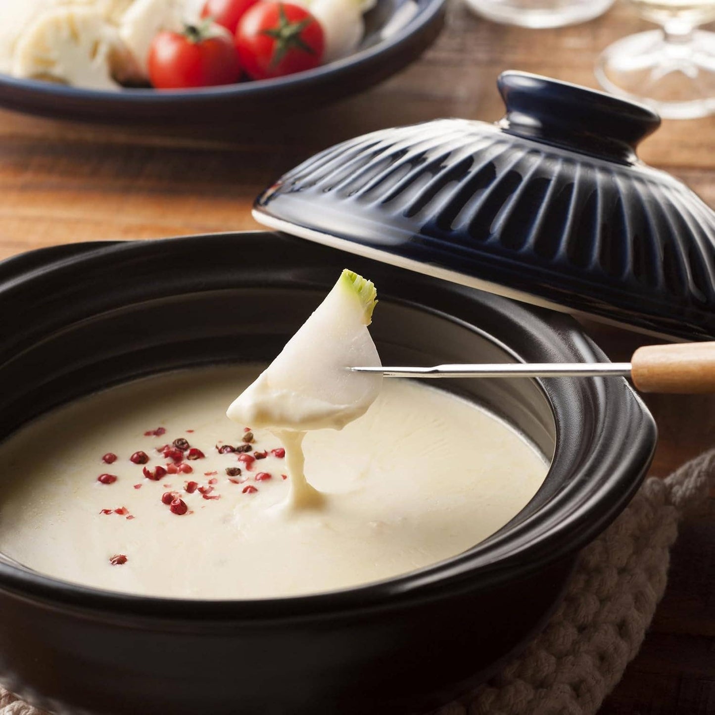 Urban Tokyo Banko Ware Ginpo Donabe Hot Pot Kikuhana Design, Navy Blue