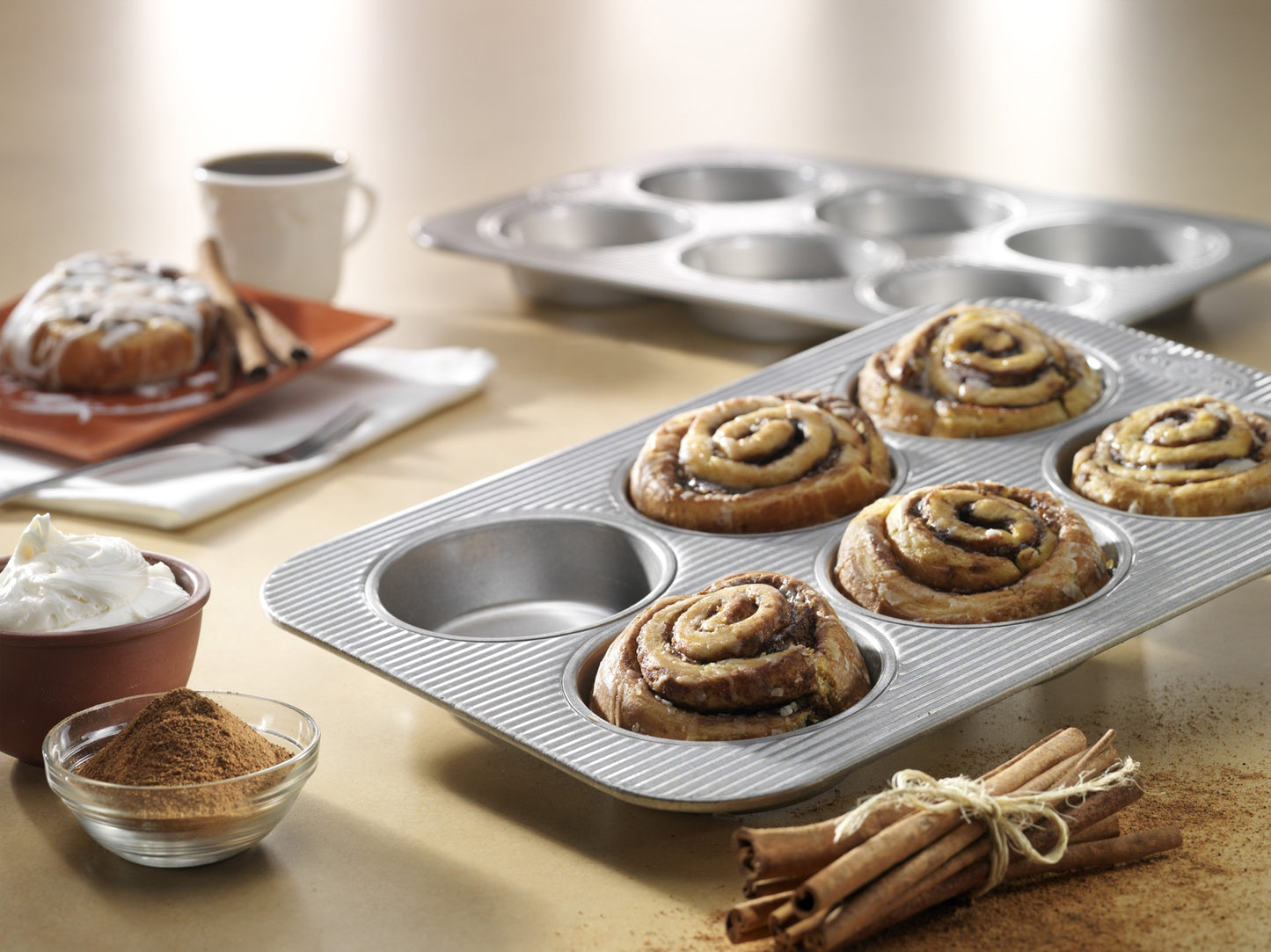 USA Pan Mini Round Cake Pan