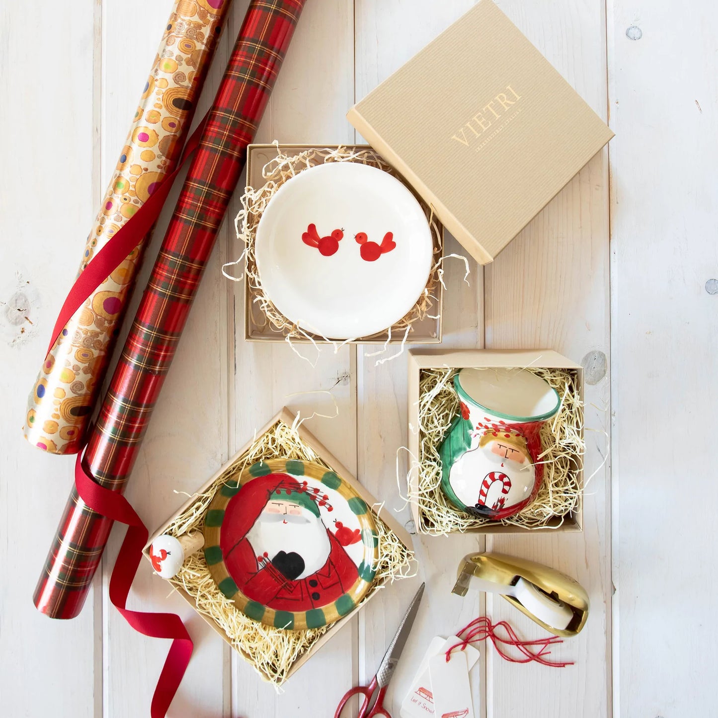 Vietri Old St. Nick Ti Penso Plate