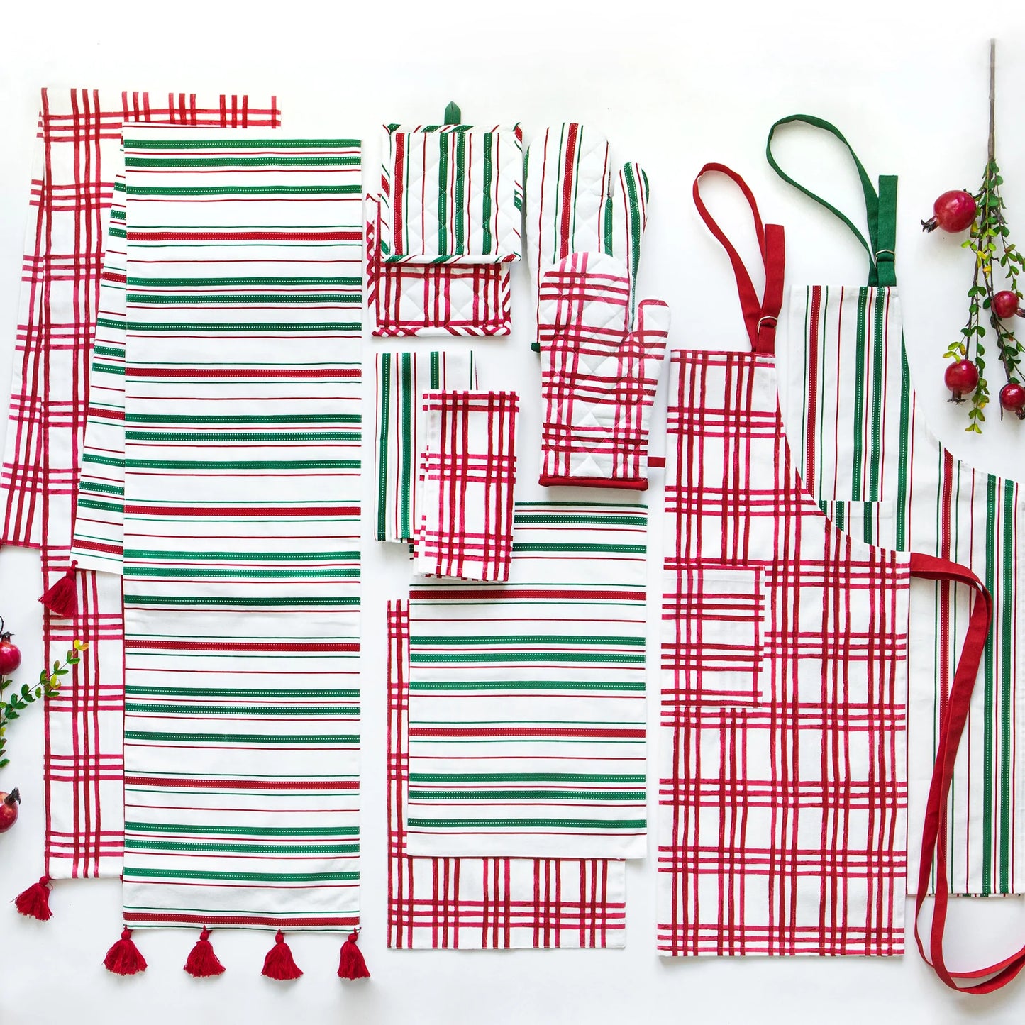 Vietri Bohemian Linens Stripe Oven Mitt & Potholder - Red/Green