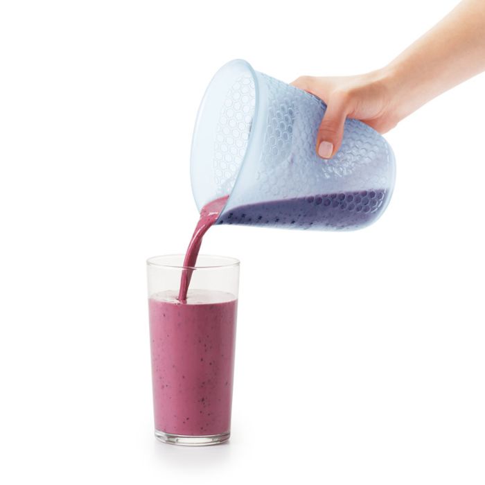 OXO Squeeze & Pour Silicone Measuring Cup, 4 cup