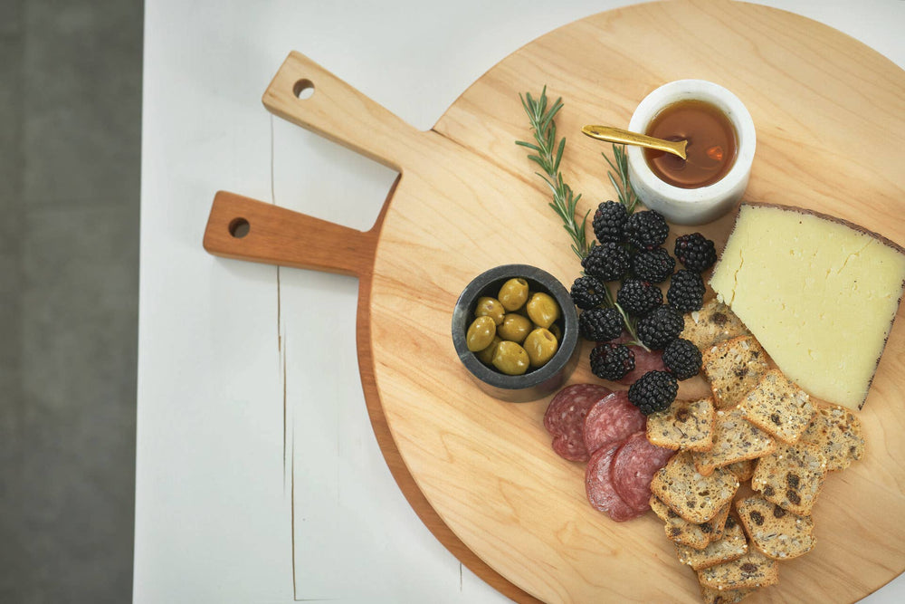 Holland Bowl Mill Round Serving Board