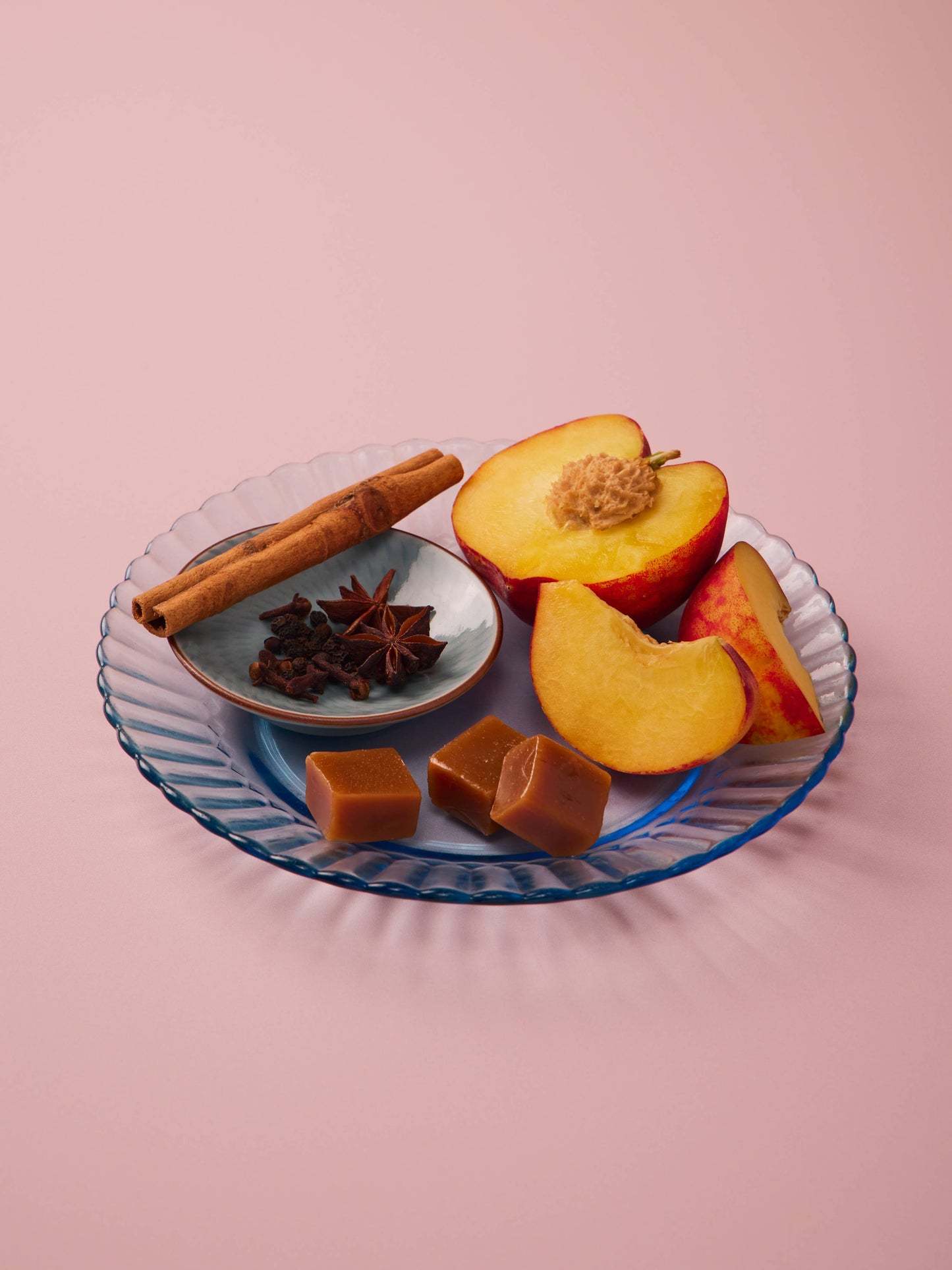 Le Bon Garcon Bitten Peach Caramels, 6 oz