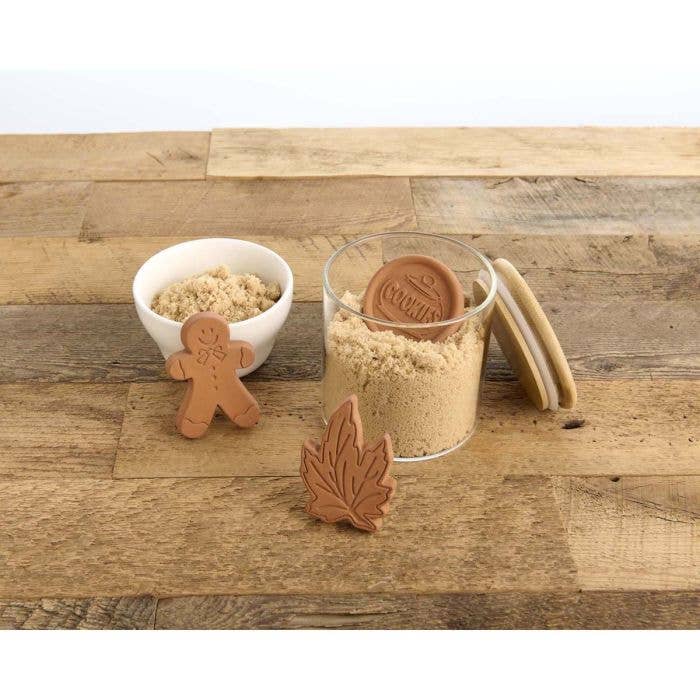Mrs. Anderson's Baking Brown Sugar Saver, Maple Leaf