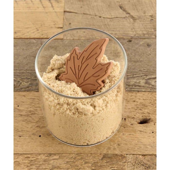 Mrs. Anderson's Baking Brown Sugar Saver, Maple Leaf