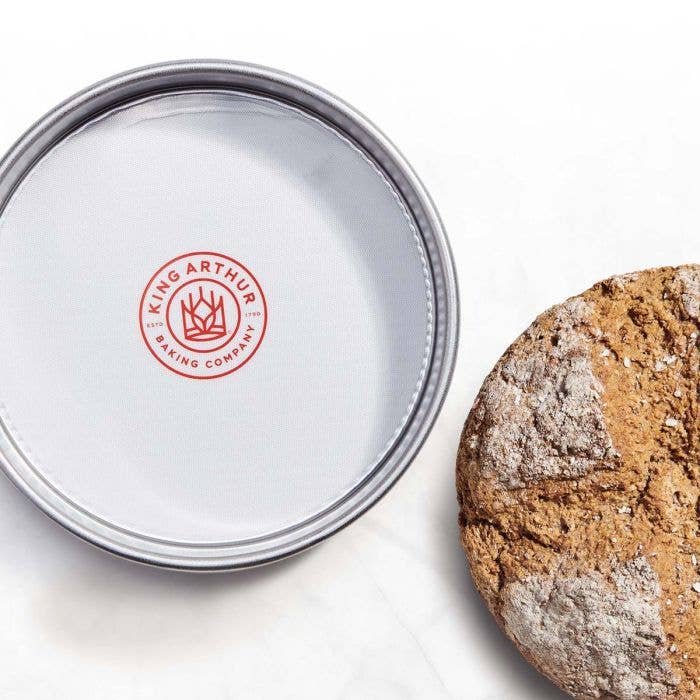 King Arthur 9” Round Cake Pan Liners, Set Of 2