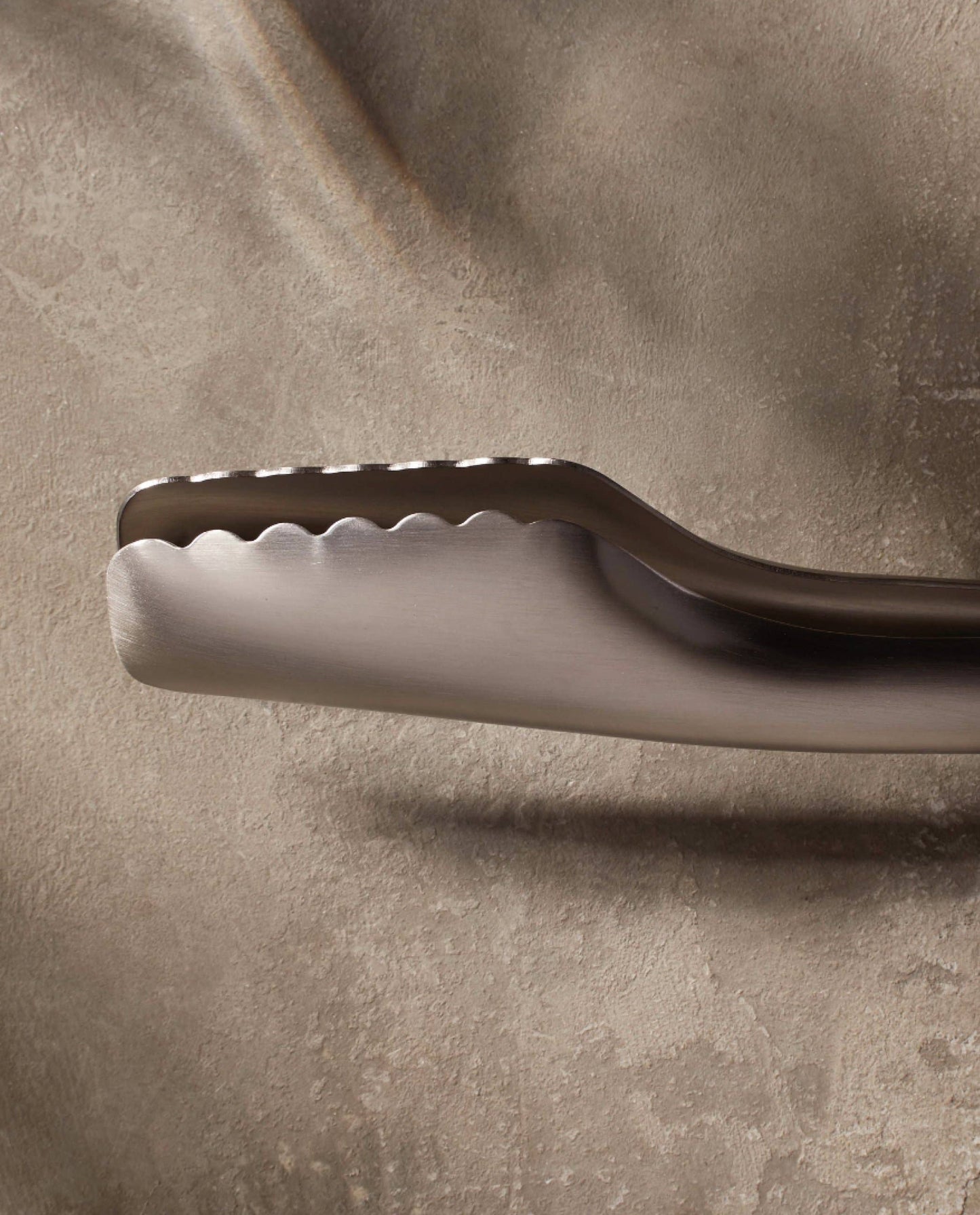 Material - The Only Tongs