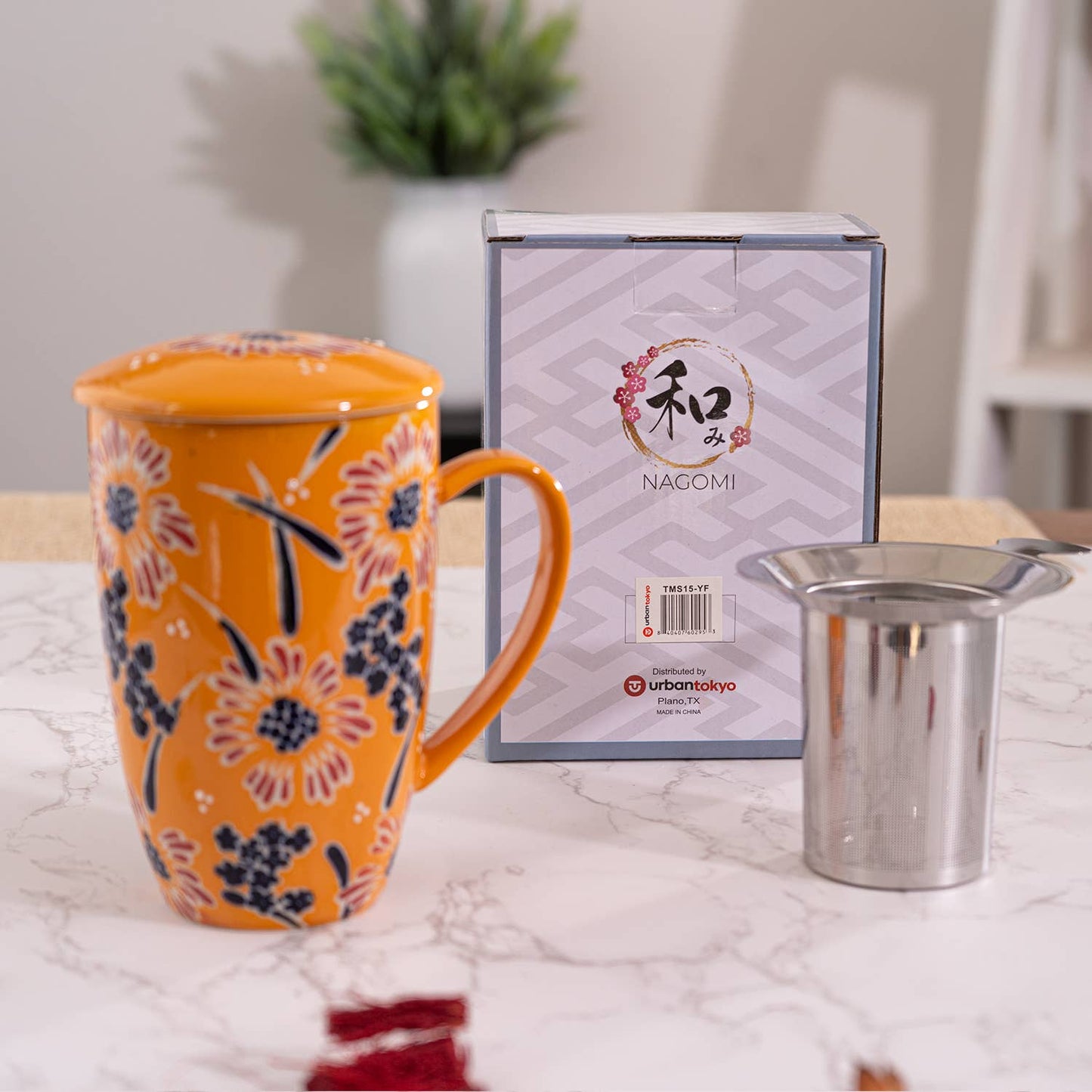 Yellow Flower Tea Mug with Lid and Infuser, 15oz