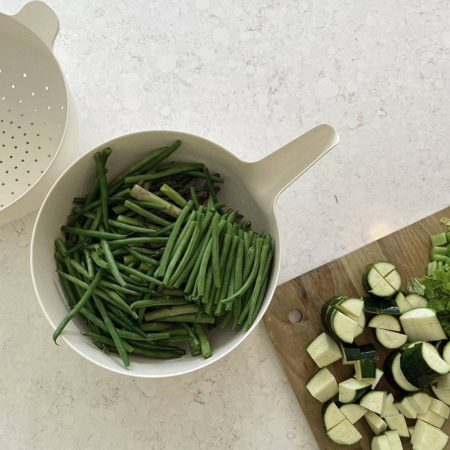 EKOBO - Small Mixing Bowl and Colander Set - Off White: Off-White