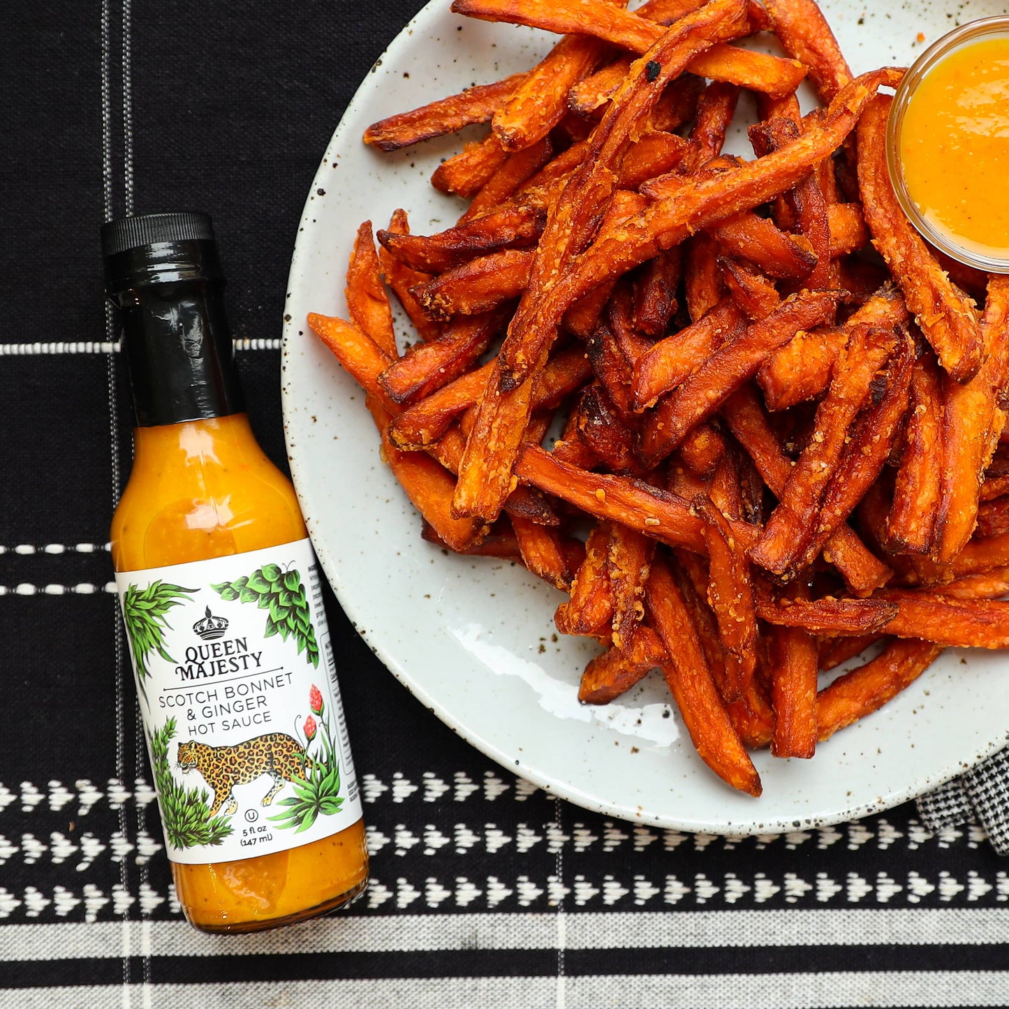 Queen Majesty Scotch Bonnet & Ginger Hot Sauce, 5oz