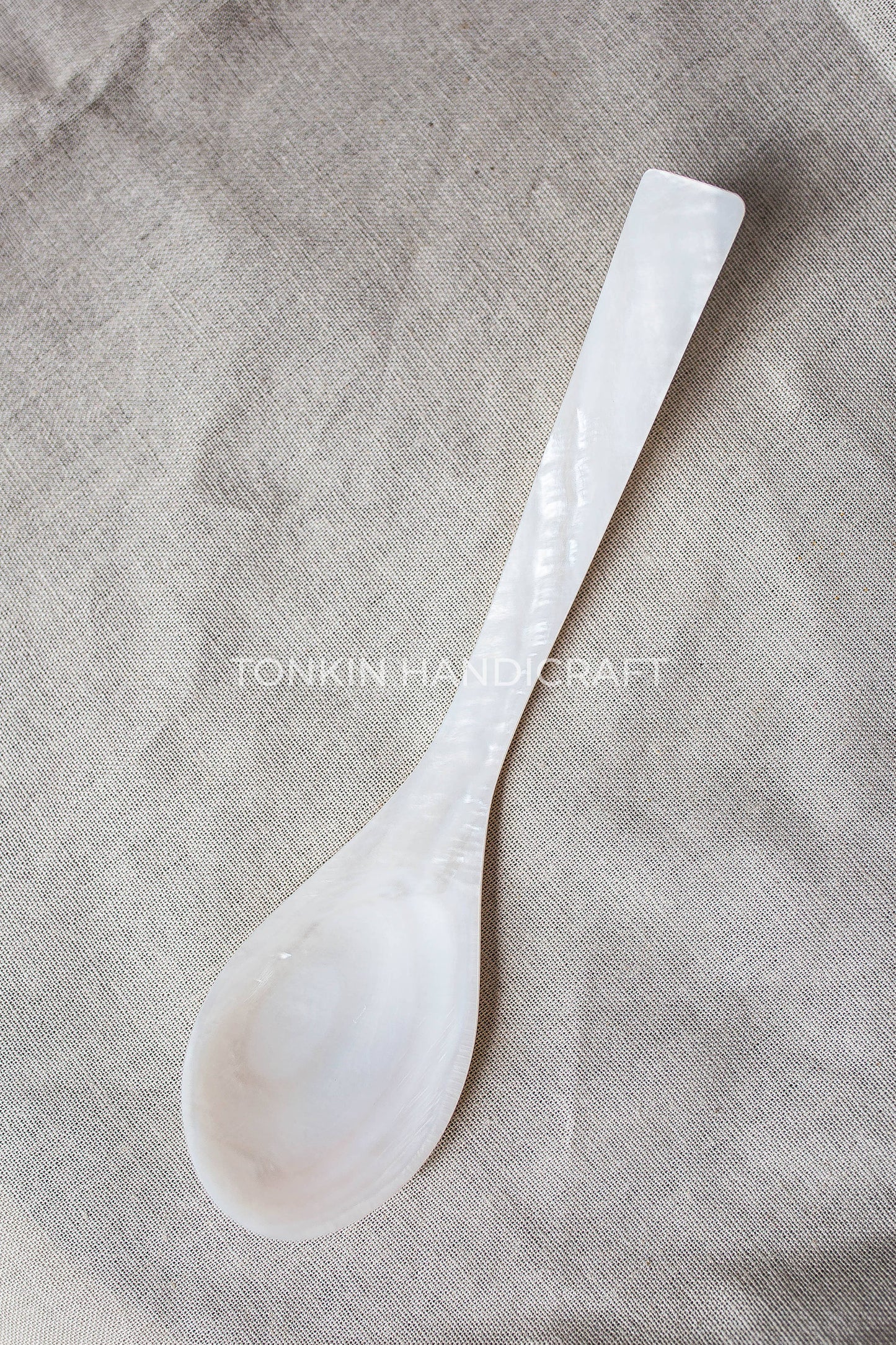 Chii Hong Mother of Pearl Spoon