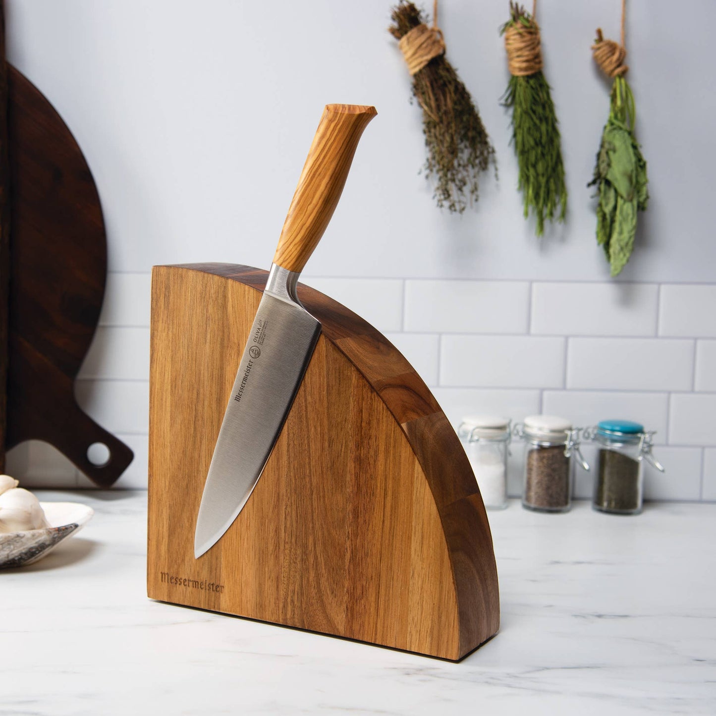 Messermeister Magnet Block Holds 10 Knives, Acacia
