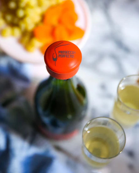 CapaBubbles Champagne Stopper