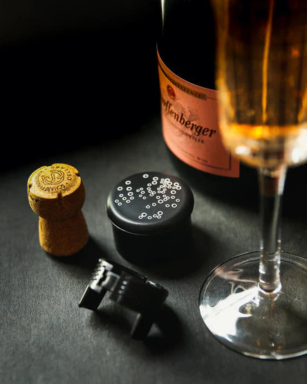 CapaBubbles Champagne Stopper