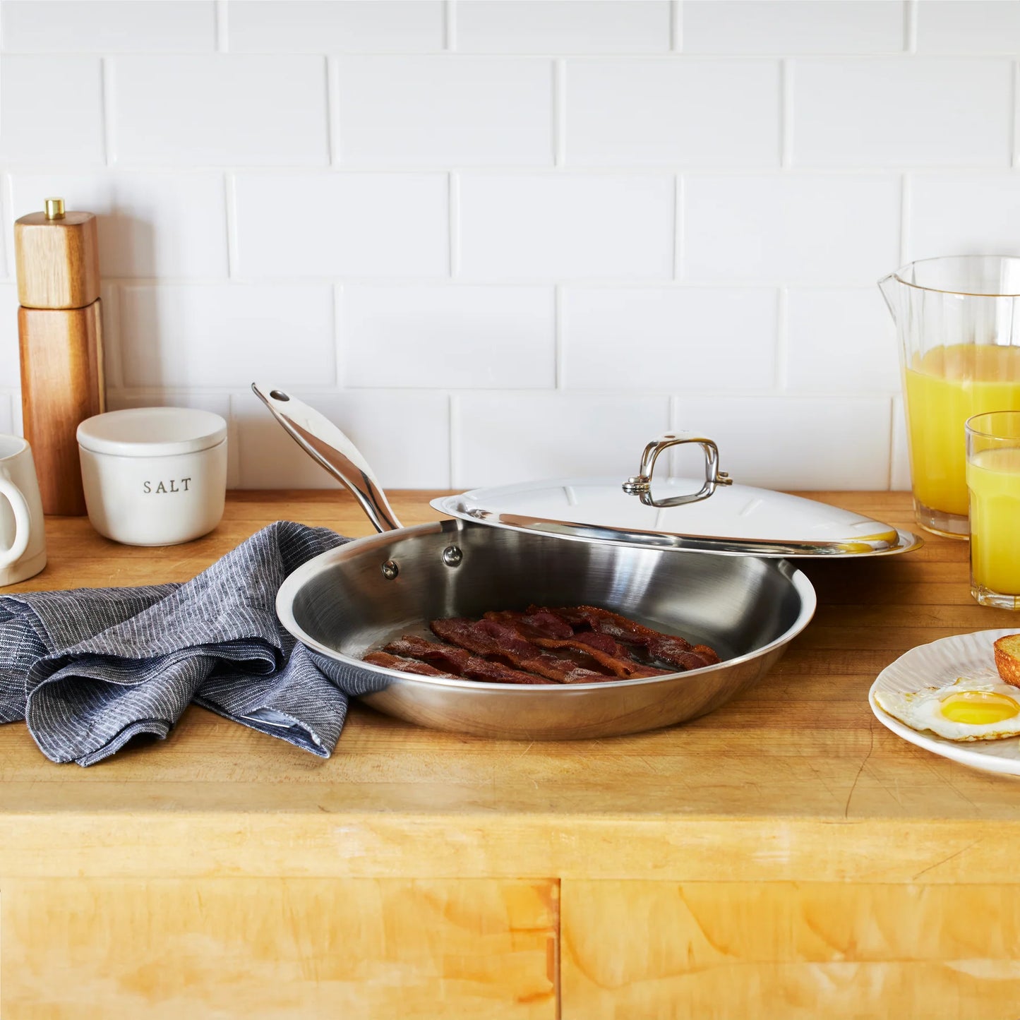 Heritage Steel Fry Pan with Lid, 12"