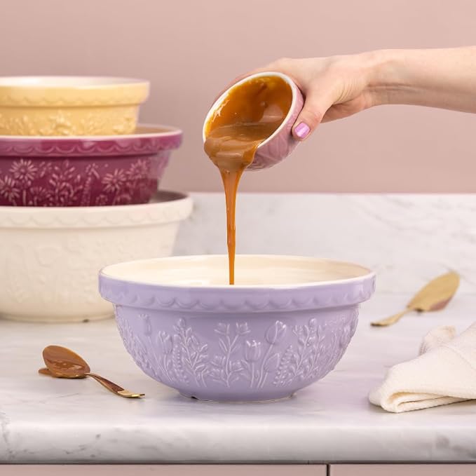 Mason Cash In The Meadow S24 Tulip Mixing Bowl, 9.5”