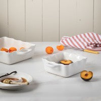 Casafina Cook & Host Ruffled Square Baker, White