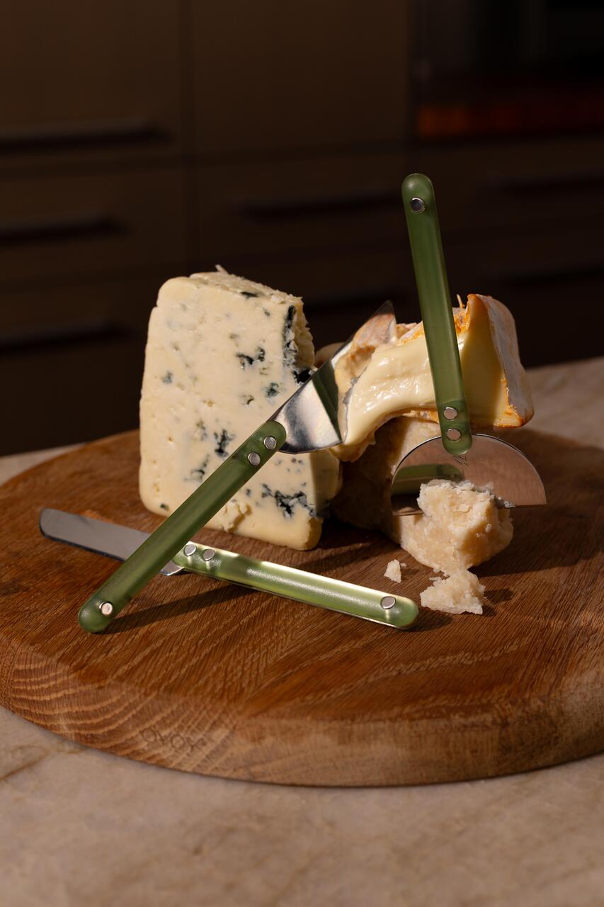 Holcomb Wedge Cheese Knives, Sage