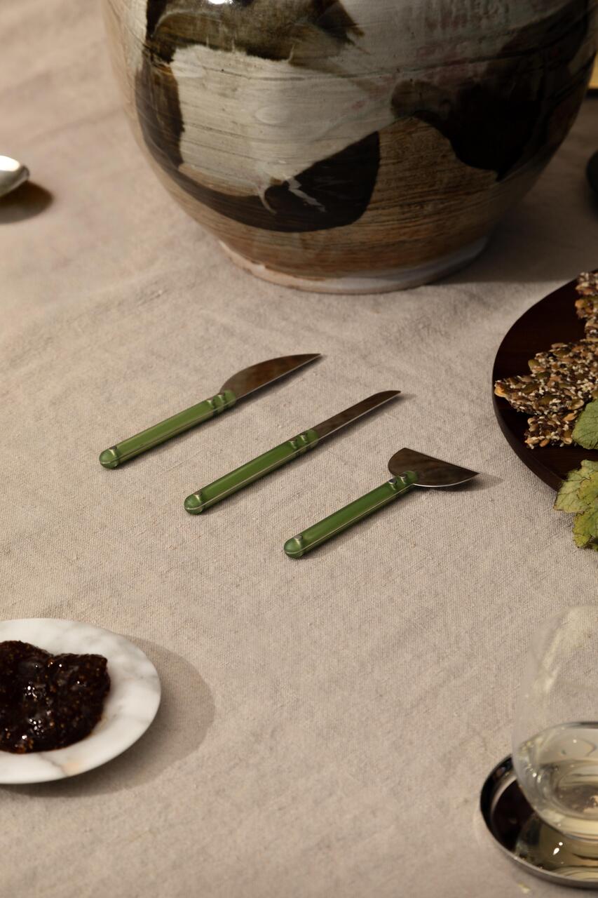 Holcomb Wedge Cheese Knives, Sage