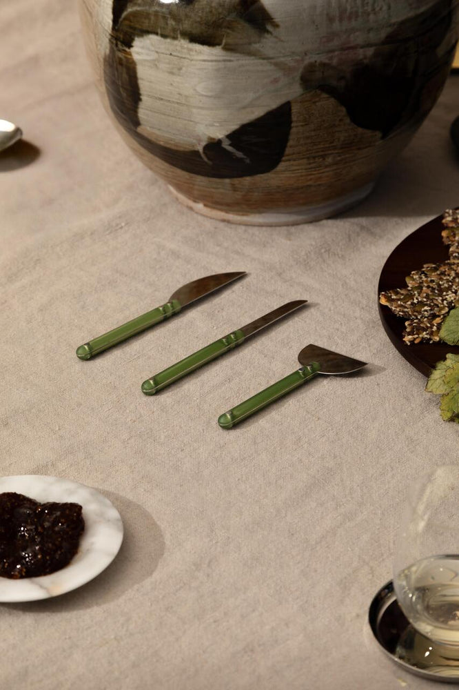 Holcomb Wedge Cheese Knives, Sage