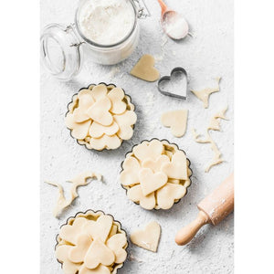 Mrs. Anderson's Baking Heart Cutter with Storage Container, Set of 5