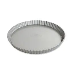 USA Pan Tart Pan with Removable Bottom, 10”
