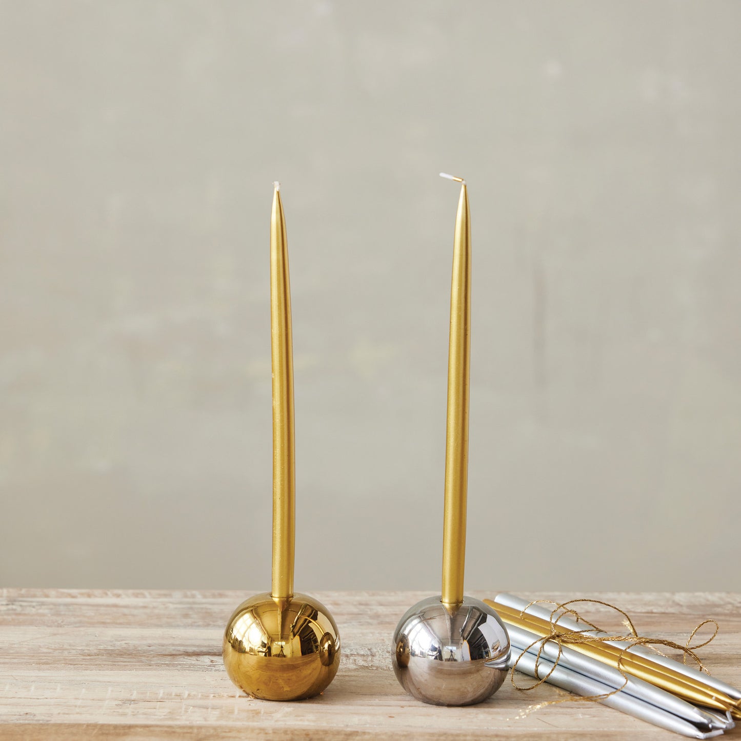 Ceramic Ball Shaped Taper Holder with Electroplating - Holds 1/2" Taper