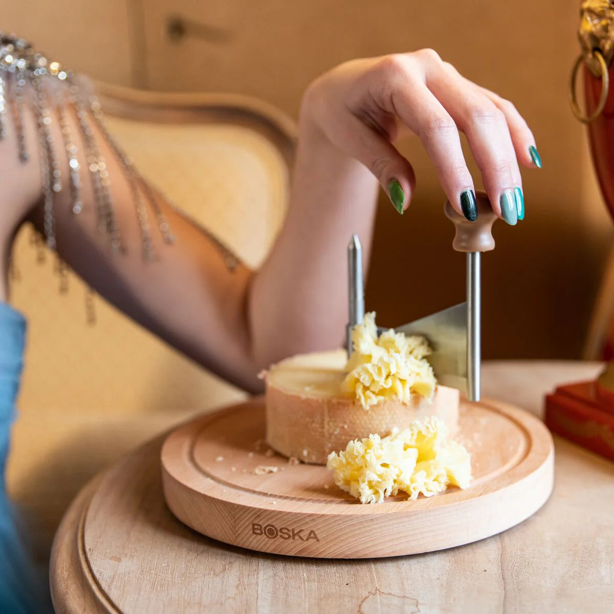 Cheese Cutter Amigo with Dome