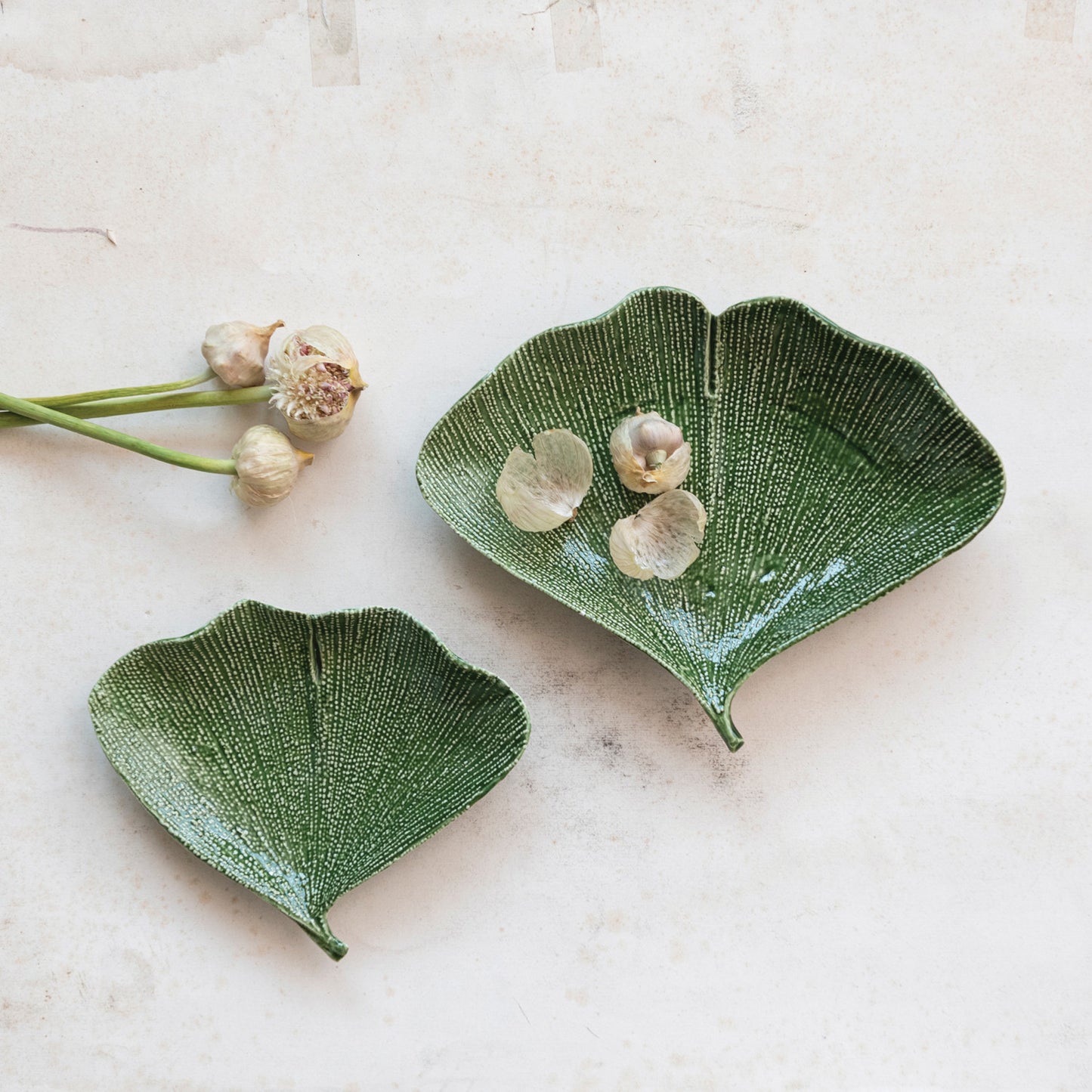 Stoneware Gingko Leaf Shaped Dish