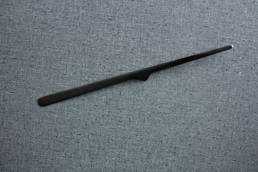 Gestura Stando Tong, Gunmetal
