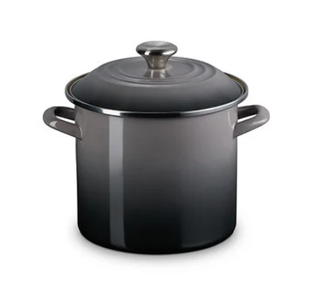 Le Creuset Traditional Stockpot, 8 Qt