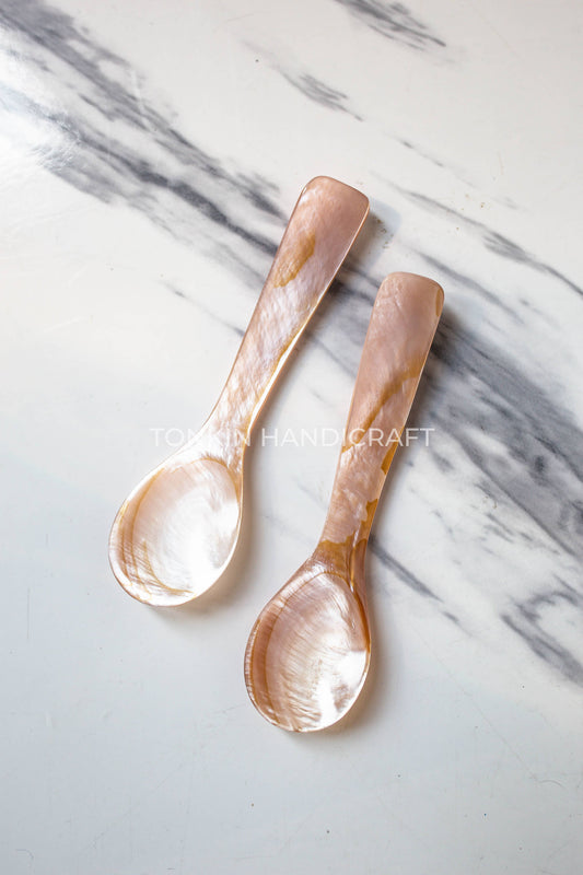 Tin Hong Mother of Pearl Spoon, 3.5”