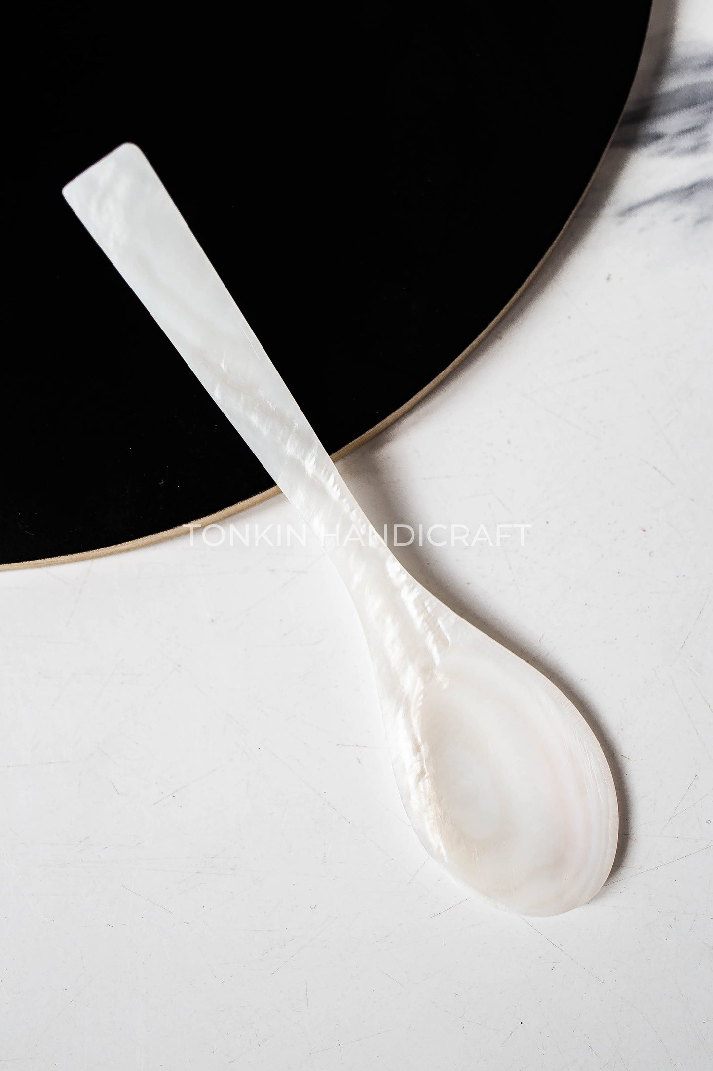 Chii Hong Mother of Pearl Spoon