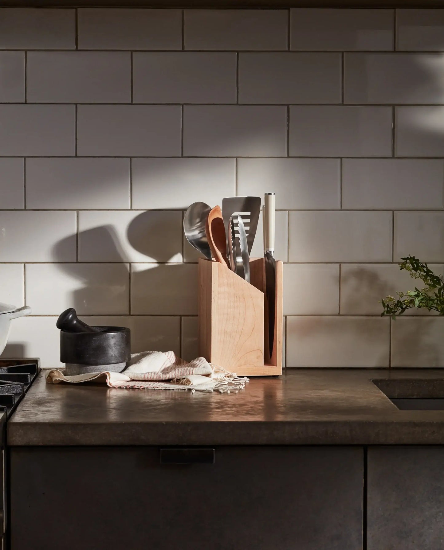 Material - The Base- Magnetic Knife Storage in Sustainable Wood
