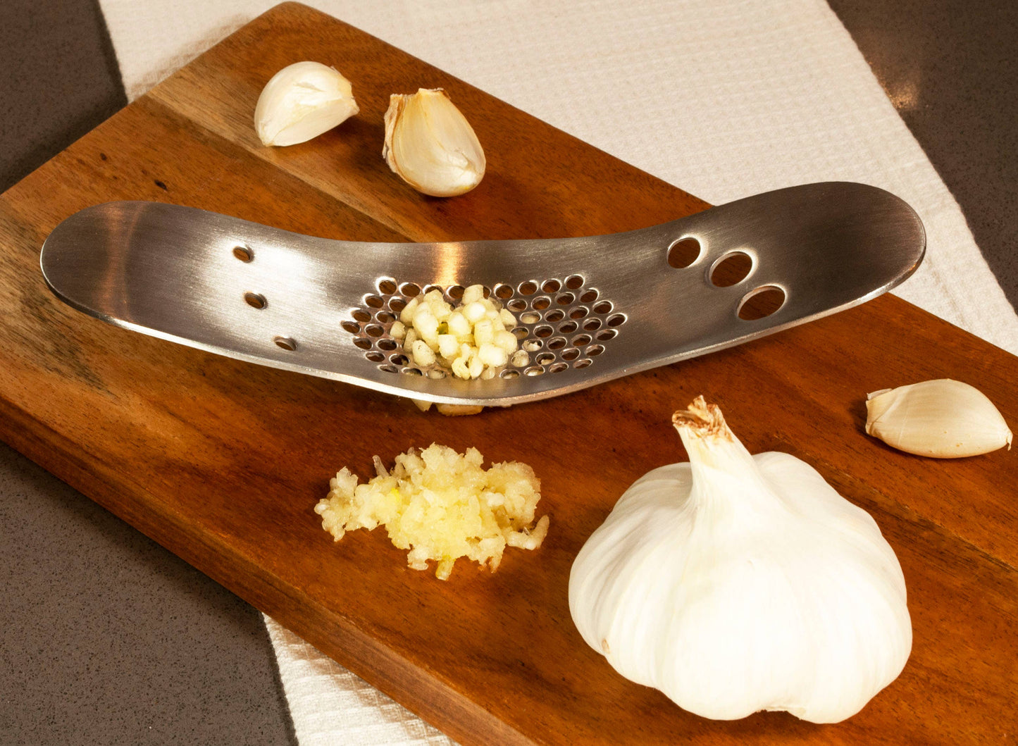 Garlic Crusher with Herb Striper Stainless Steel