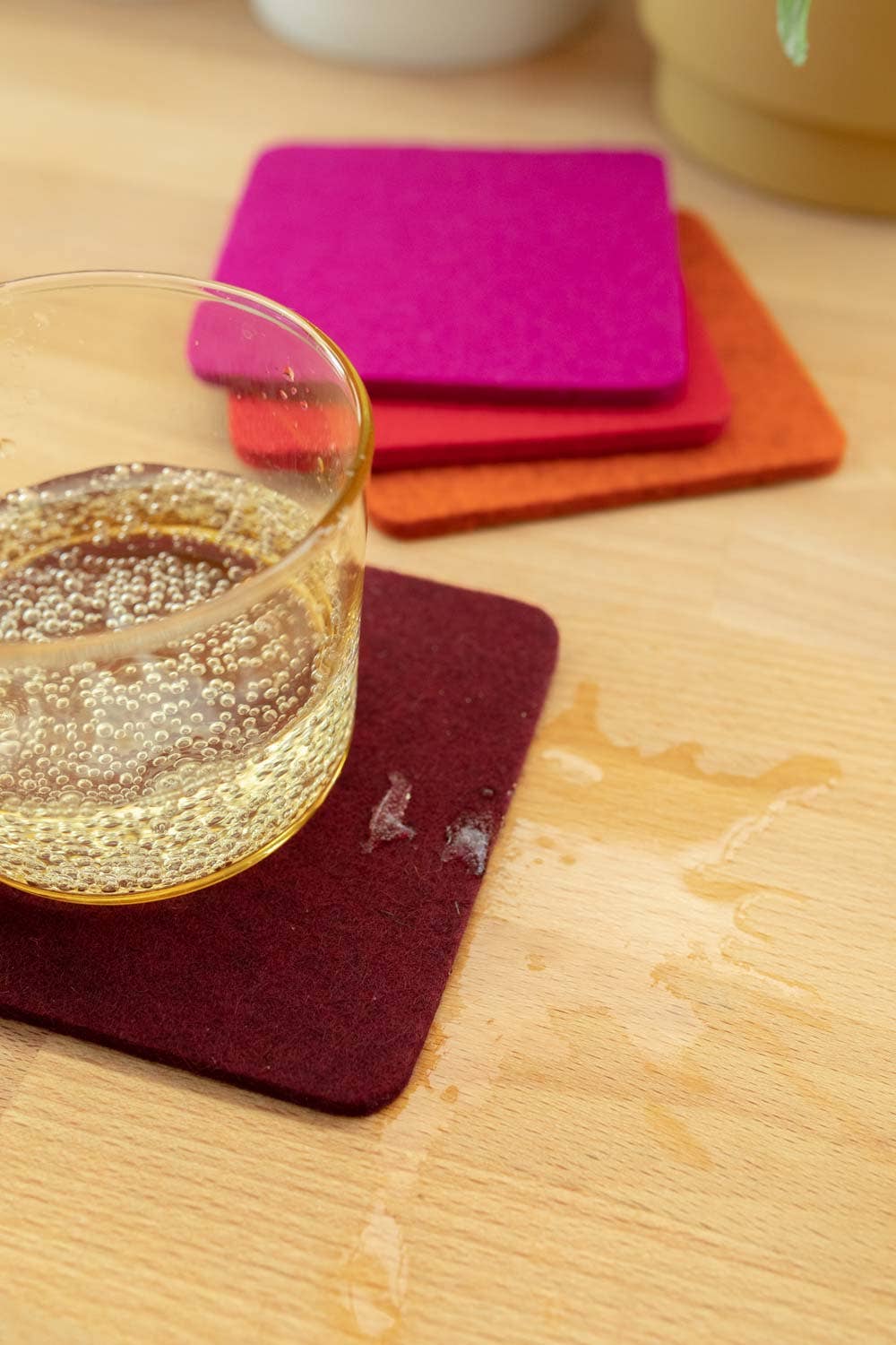 Graf Lantz - Bierfilzl Merino Wool Felt Square Coaster Multi 4 Pack: Bordeaux