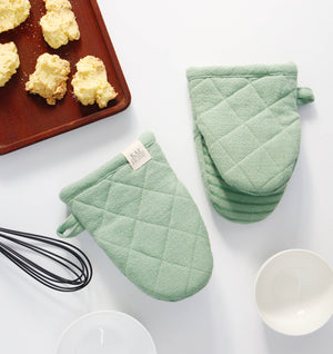 KAF Home - KAF Home Monaco Printed Silicone Mini Mitt