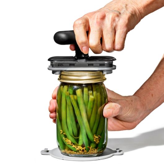OXO Twisting Jar Opener with Base Pad