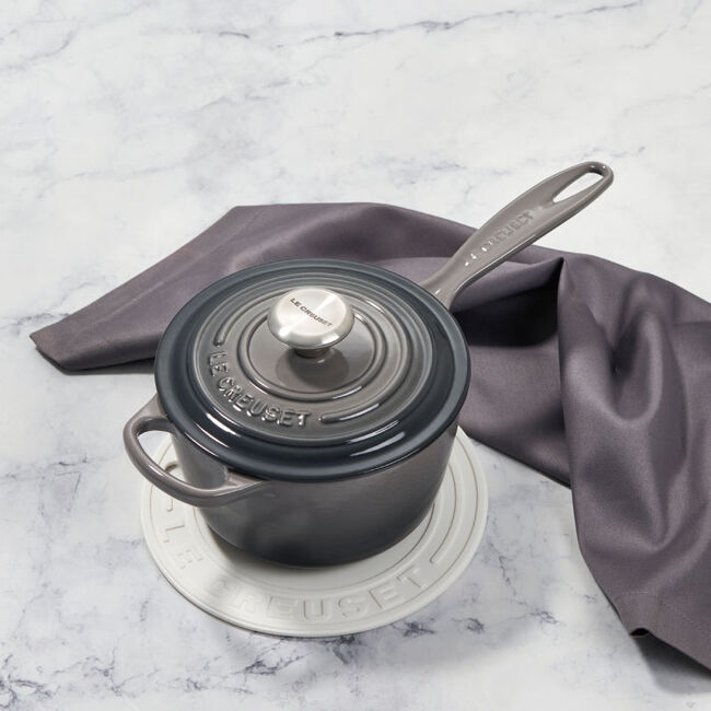 Le Creuset Signature Saucepan - 1.75 qt