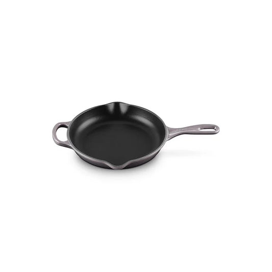 Le Creuset Classic Iron Handle Skillet - 9"