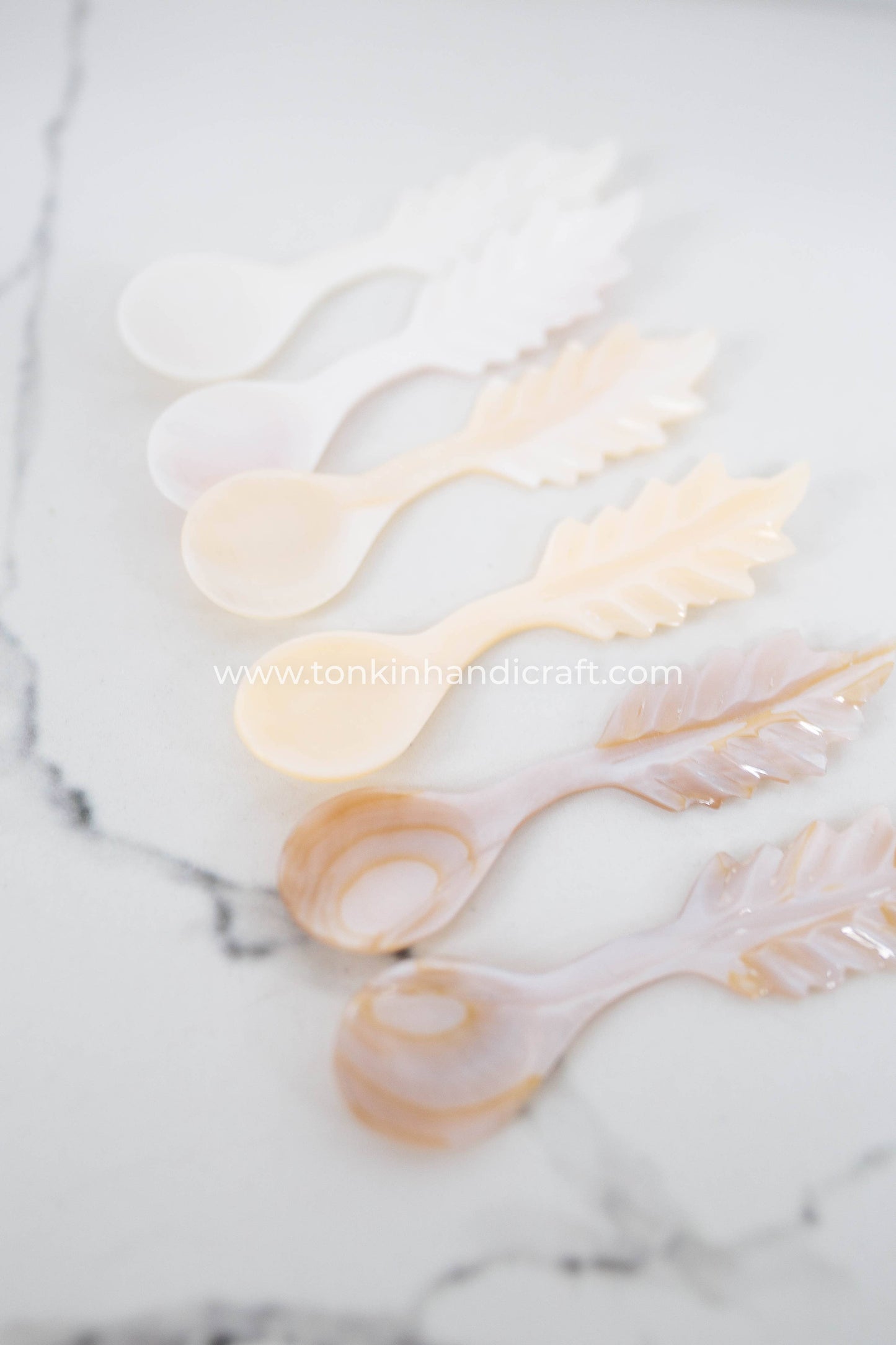 Mother of Pearl Leaf-shape Spoon, 4”