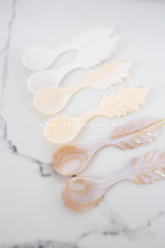 Mother of Pearl Leaf-shape Spoon, 4”
