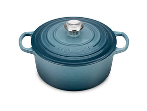 
            
                Load image into Gallery viewer, Le Creuset Signature Round Dutch Oven
            
        