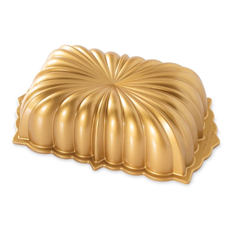 Nordicware Classic Fluted Loaf Pan