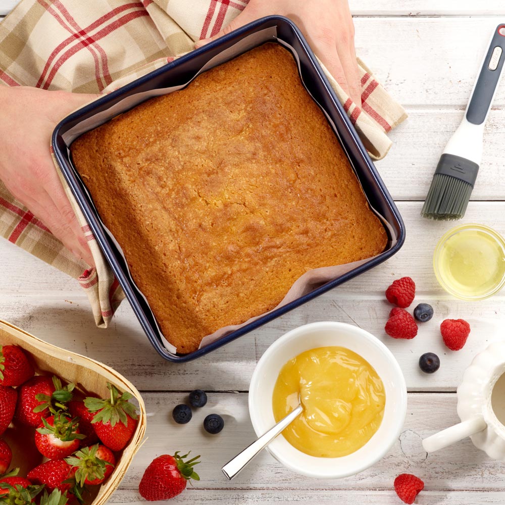 Zyliss Removable Base Square Cake Pan - 8"